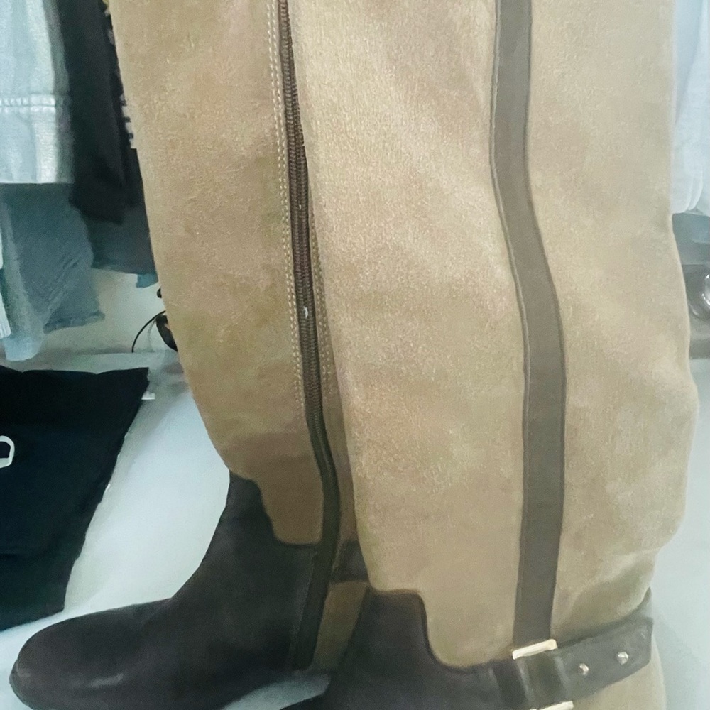 Two tone boots by Louise et Cie